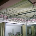 Colocación de falso techo y sistema de ventilación